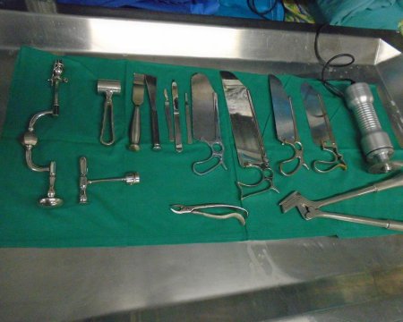 3x scalpel misc + period plier 